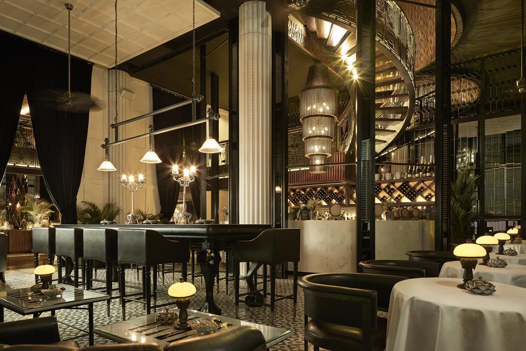 مزدوج - ستة، فندق لوكشري - سيمنياك سمينياك المظهر الخارجي الصورة Interior of the restaurant
